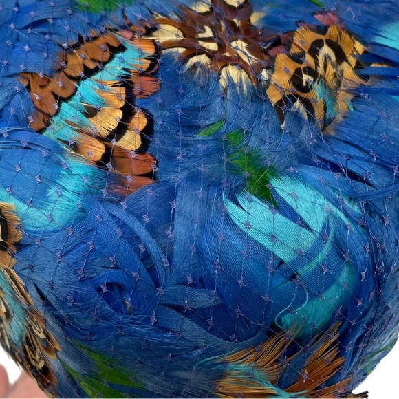 Vintage Marshall Fields 40s Pheasant Feather Ladies Elegant Event Pillbox Hat 46 - Picture 8 of 16